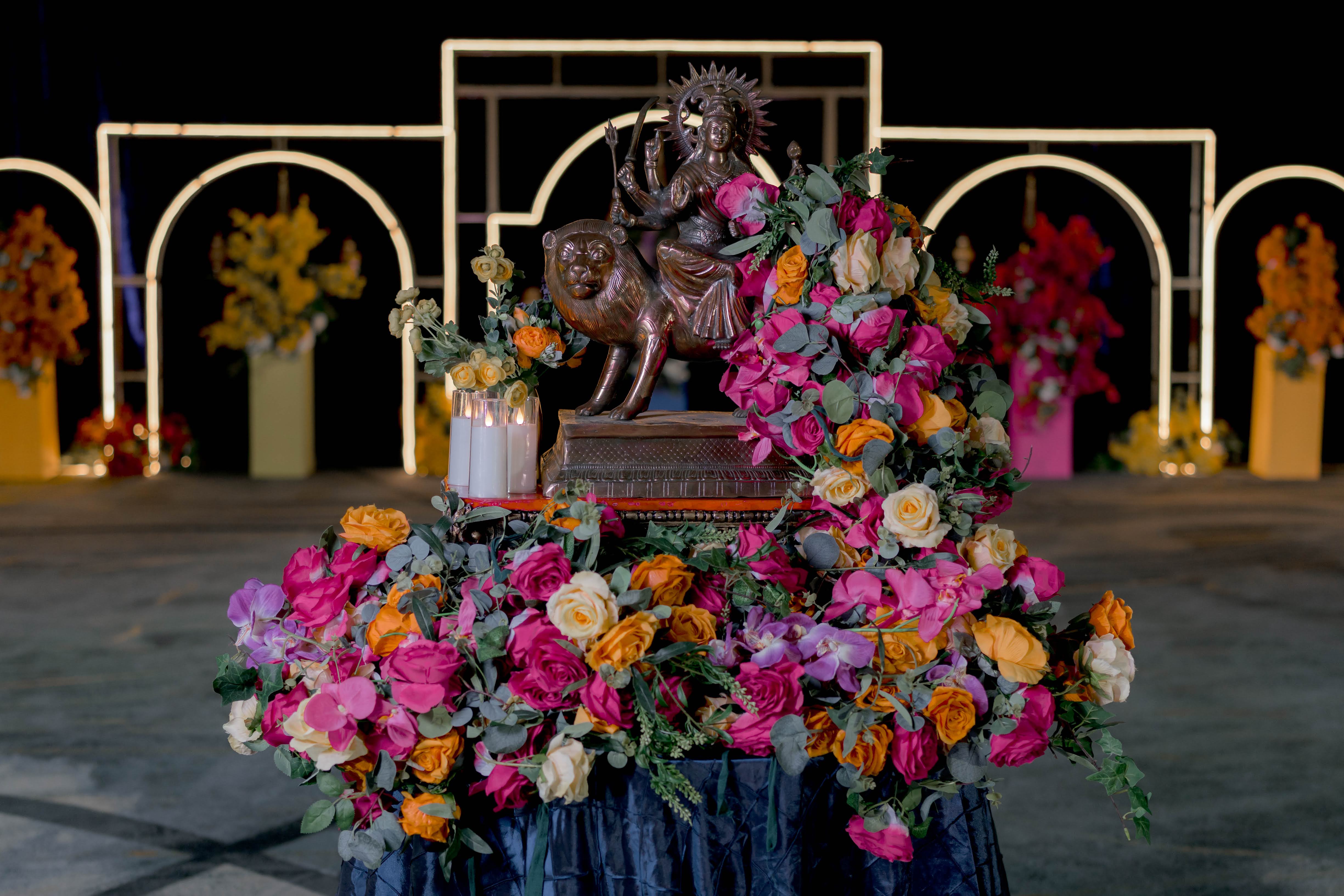 Shaina & Niket Wedding Image 28